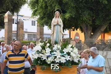 El Goro despide sus fiestas patronales con la procesión de la patrona/TA y Francisco Javier Santana.
